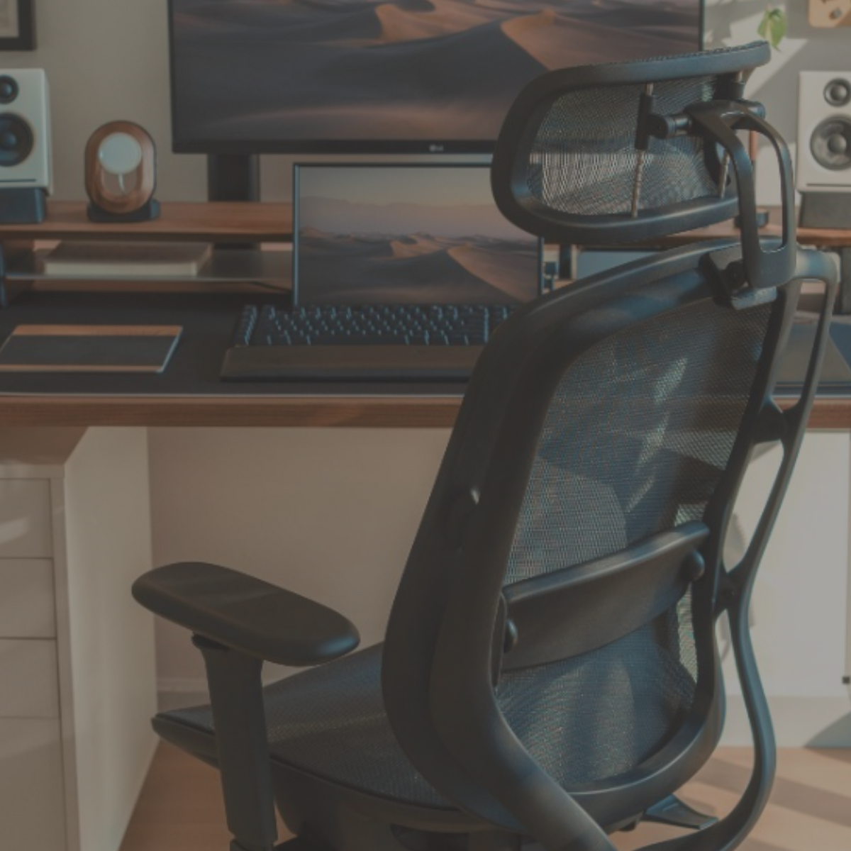 Elevate Your Workspace: 6 Tips for a Wellness-Focused Desk Setup