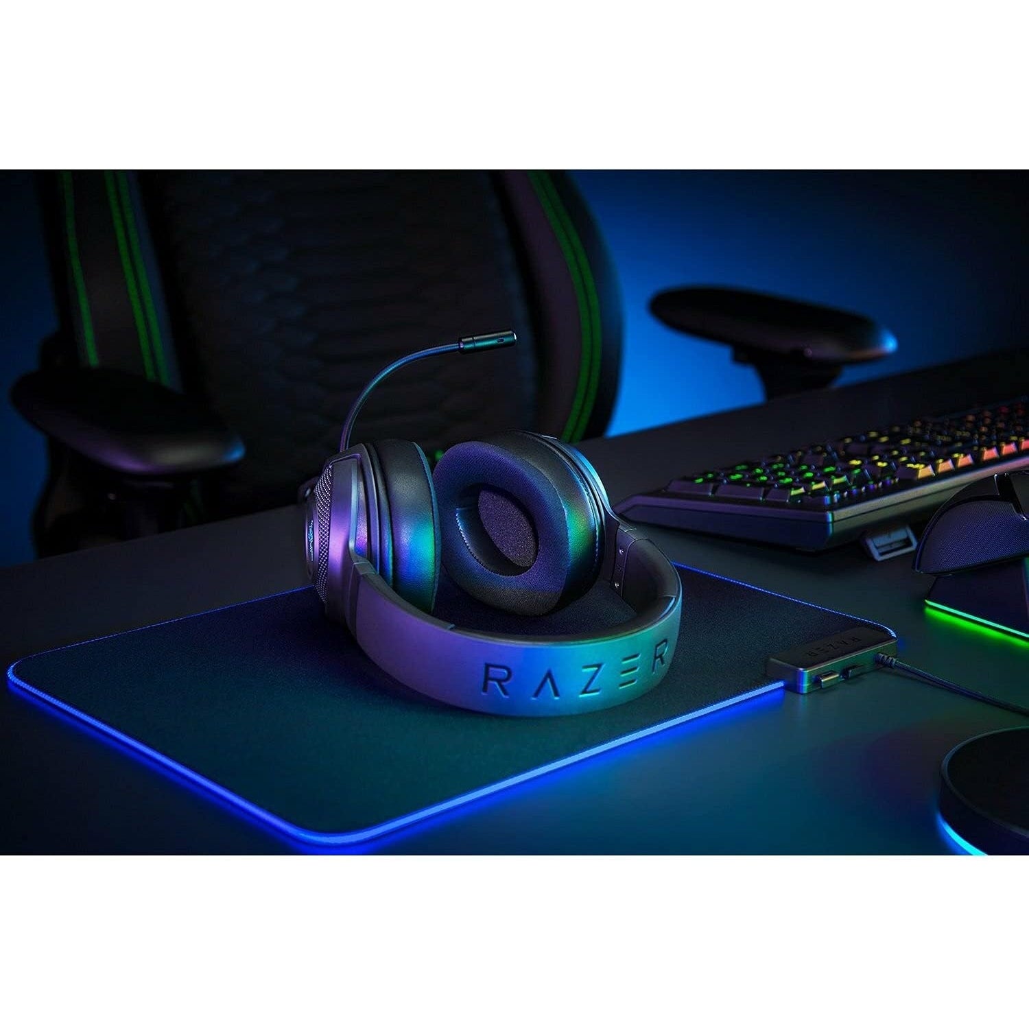 Razer Gaming Headset - Wired Kraken V3 X with Boom Hyperclear Cardioid Mic 7.1 Chroma RGB USB Black Gaming Headsets