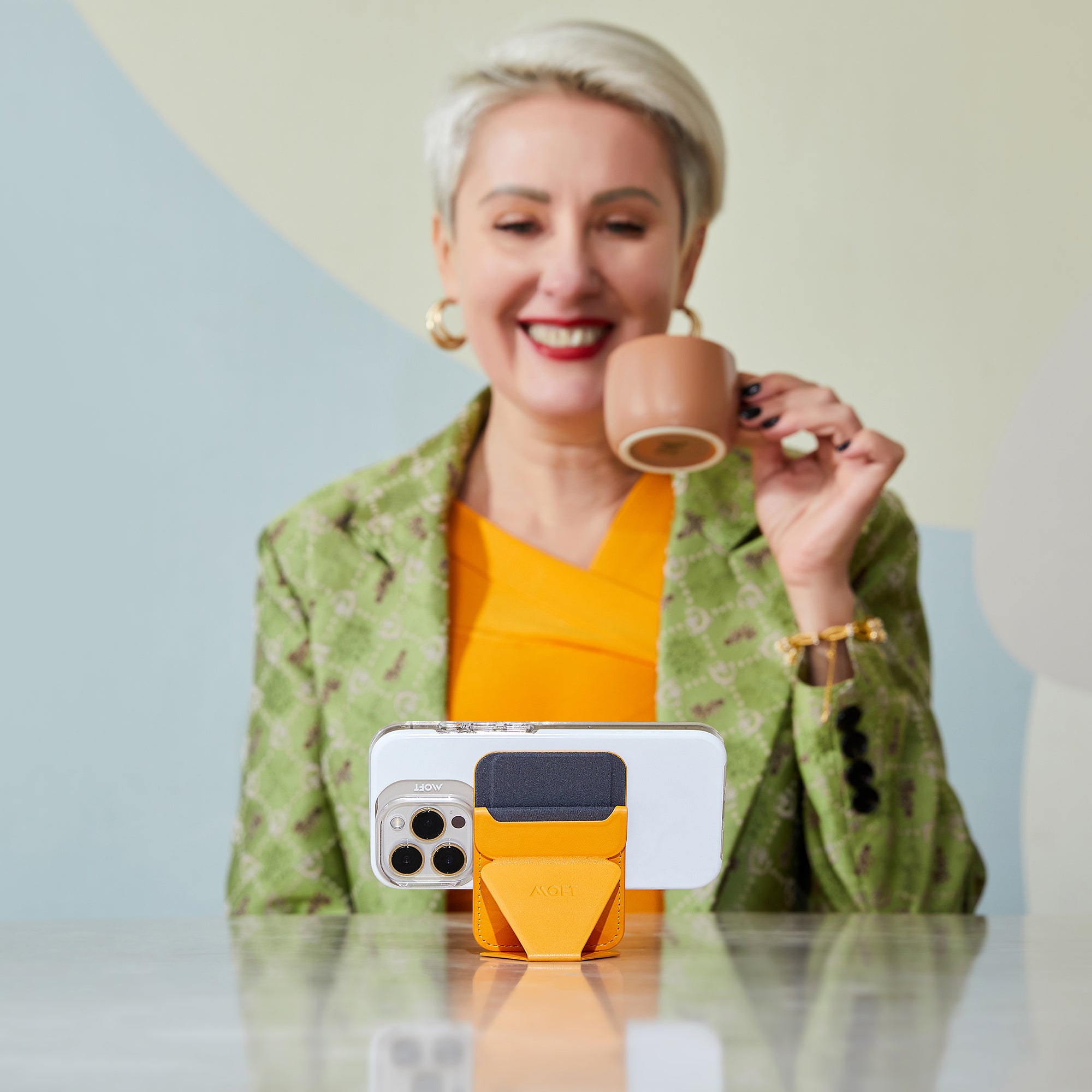 Snap Stand For Tablet/Phone Combo by MOFT Mobile Phone Accessories