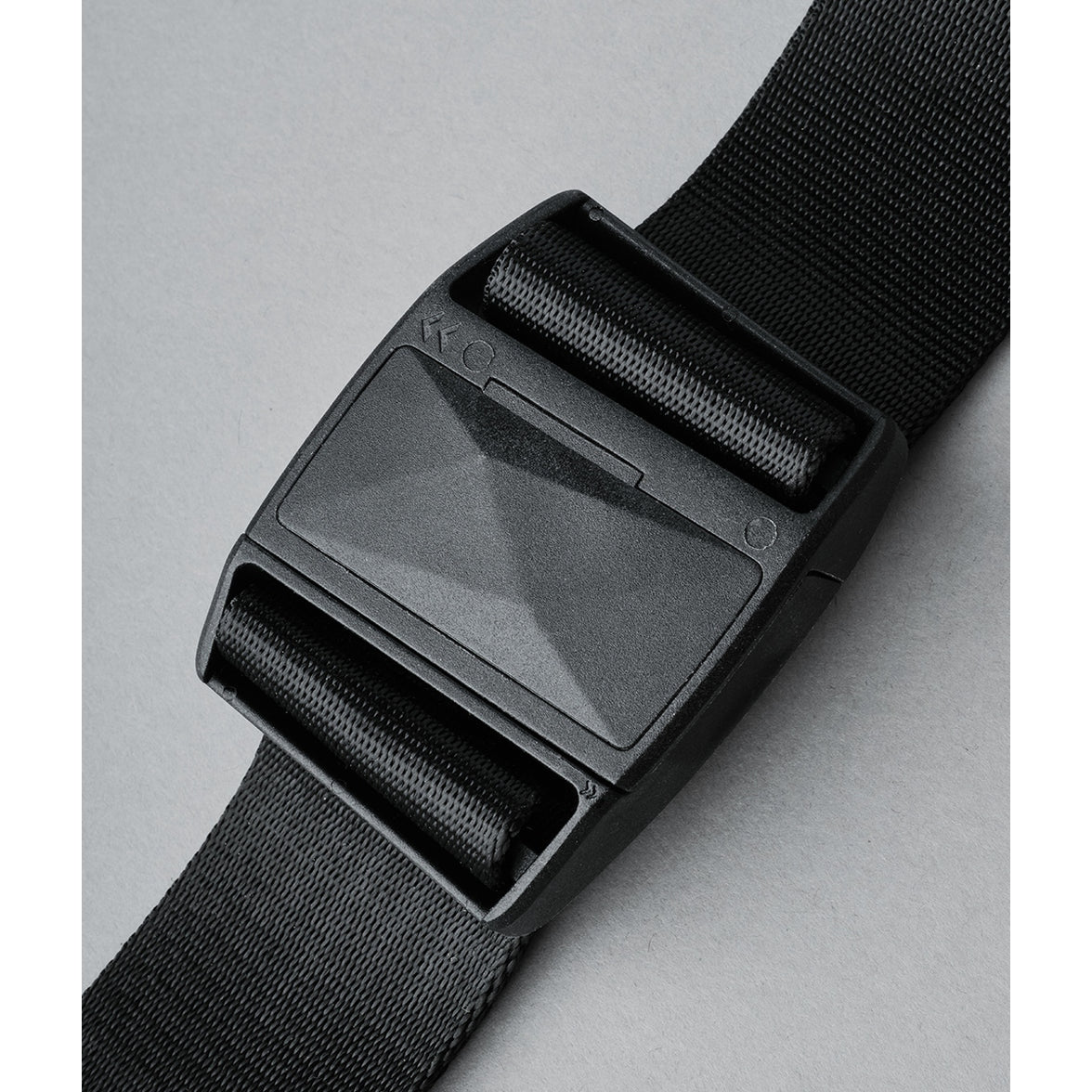 ALPAKA Air Sling V2 - Black Bags