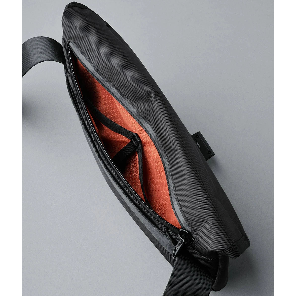 ALPAKA Air Sling V2 - Black Bags