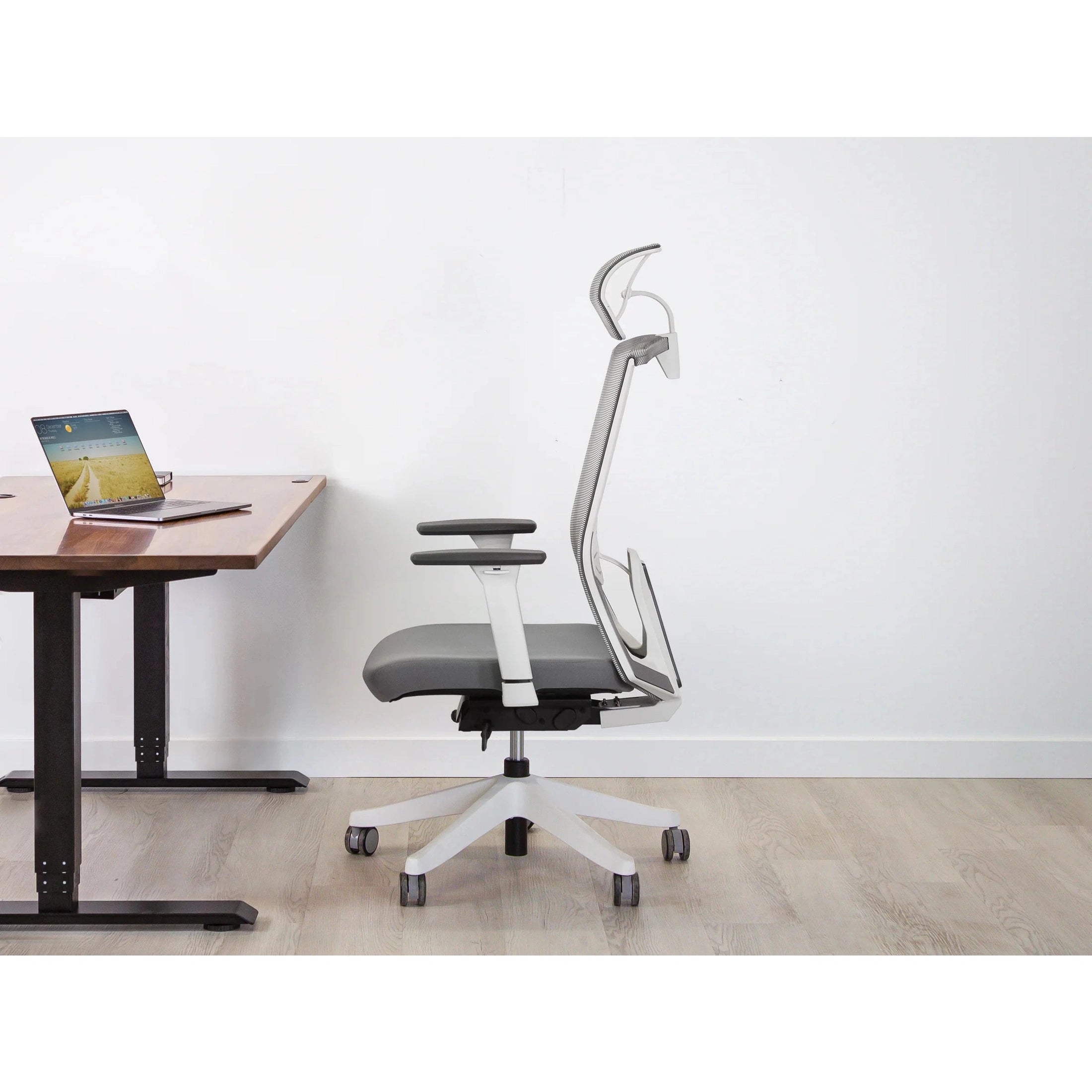 KarmaChair by EFFYDESK Chairs