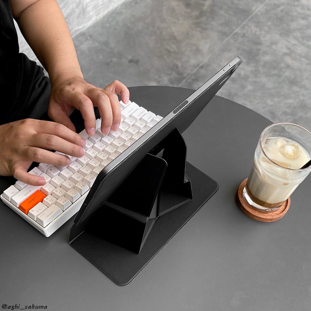 Snap Float Folio for iPads 2023 by MOFT Laptop Stand