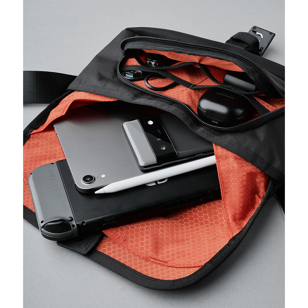 ALPAKA Air Sling V2 - Black Bags