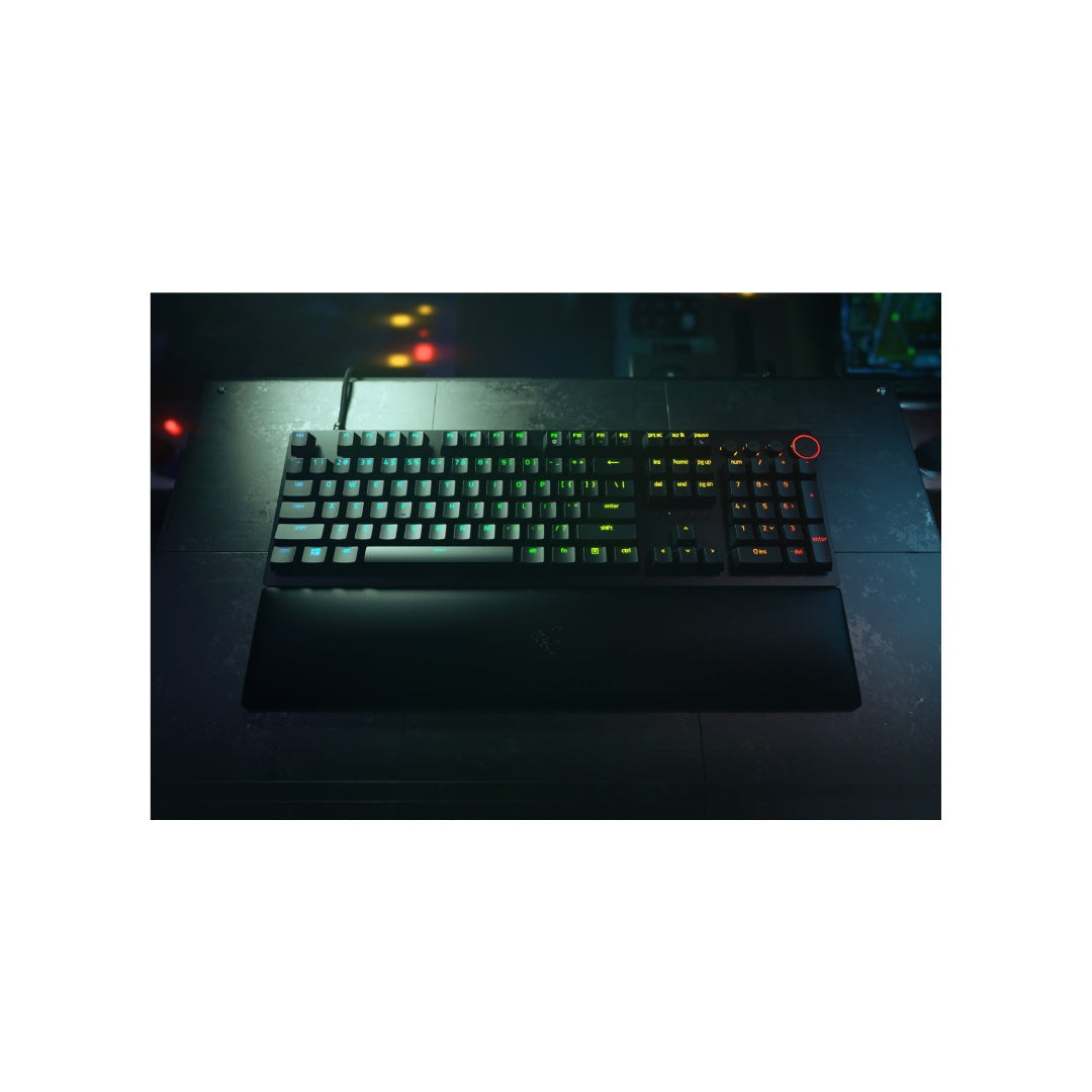 Razer Gaming Keyboard Wired Huntsman V2 Linear Red Switch with Sound Dampening Foam Chroma RGB - Black Razer