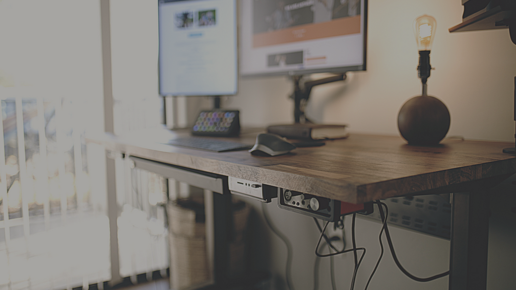 The Standing Desk Guide: The Benefits of Standing Desks and How to Choose the Right One