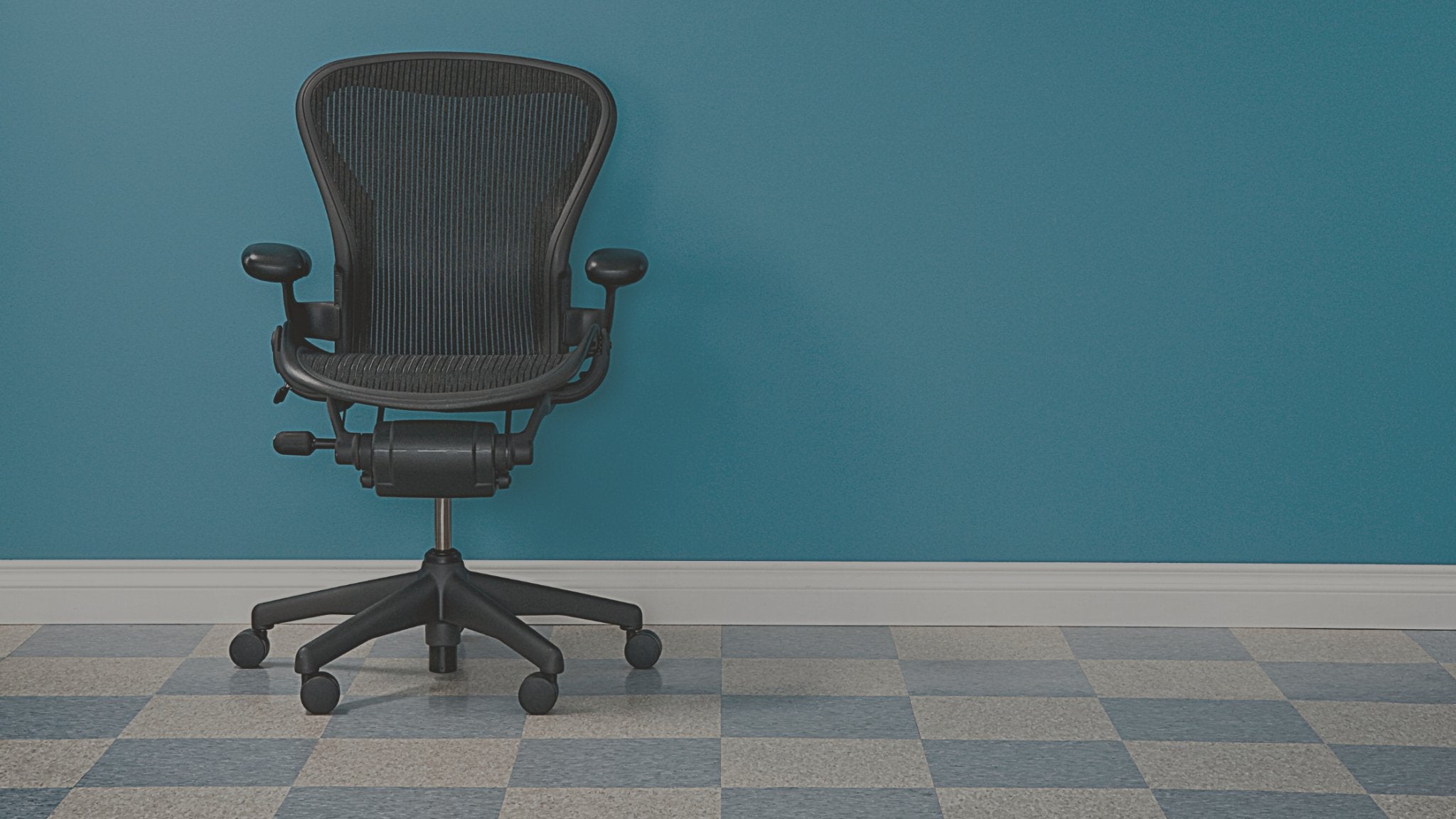 The Ultimate Guide to Choosing the Perfect Home Office Chair - Level Up Desks